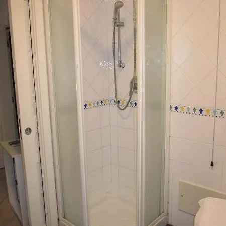 Hotel Azzolini Villagrazia Di Carini